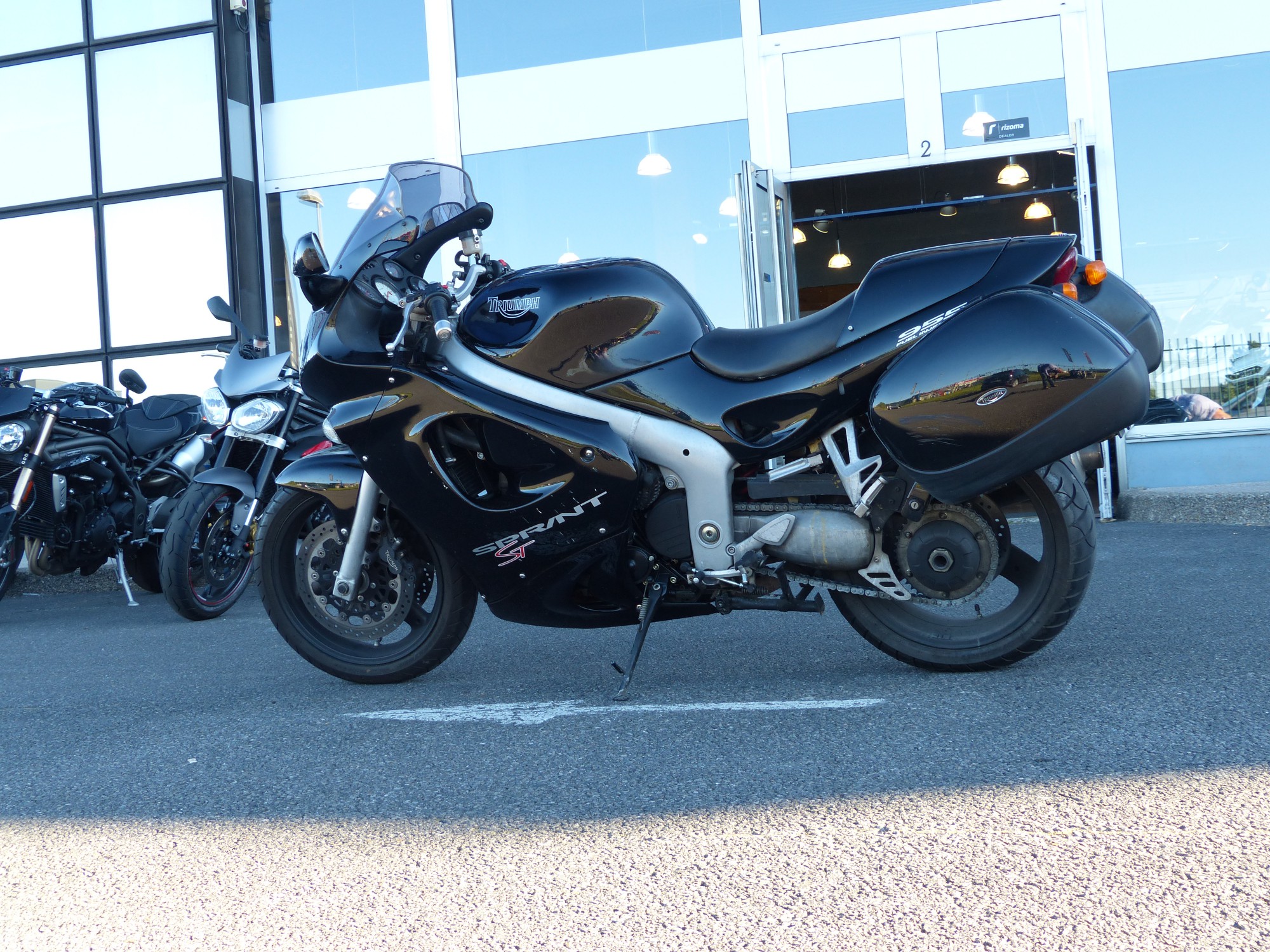 triumph sprint 955 st