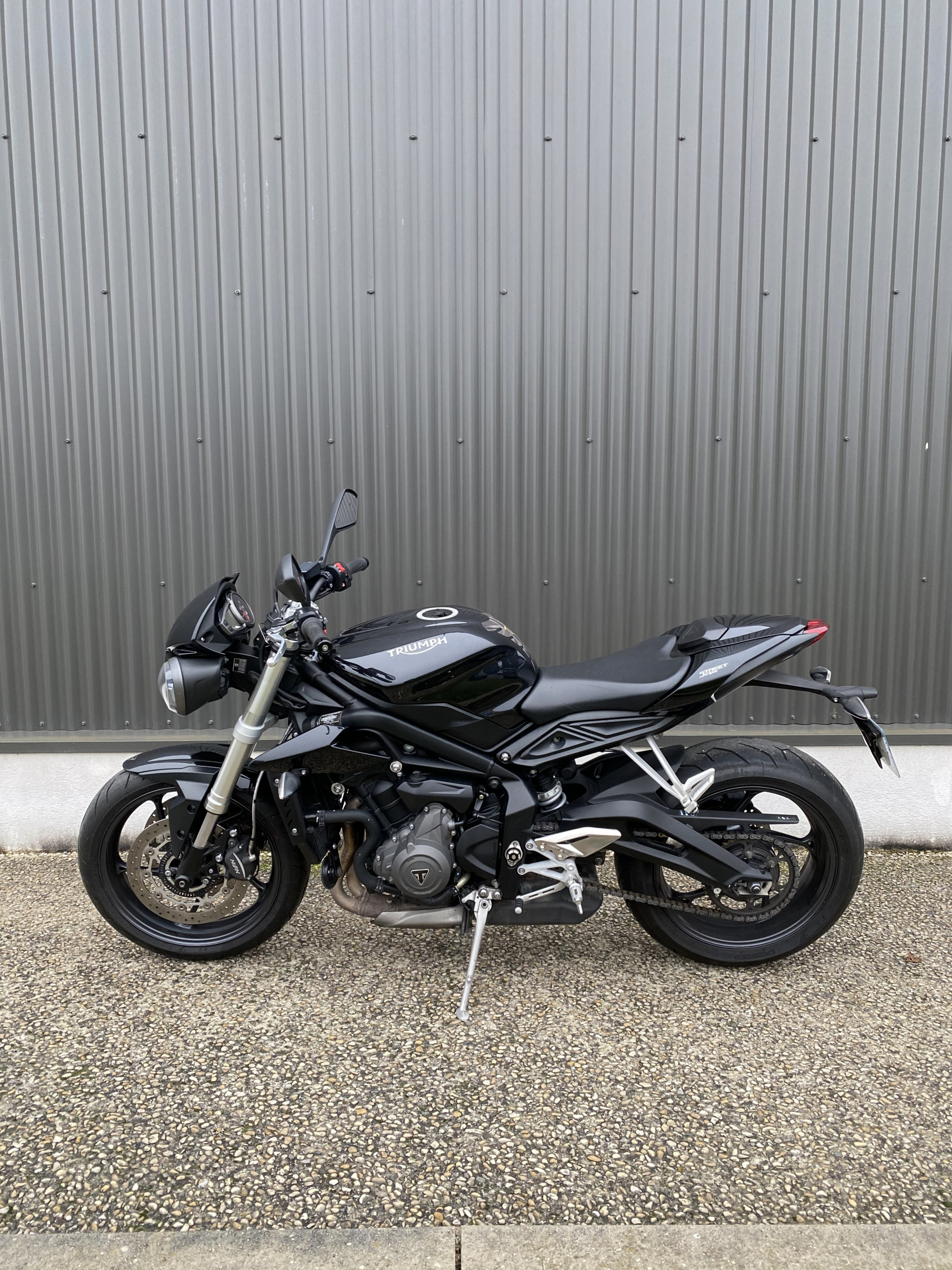 TRIUMPH 660 STREET TRIPLE 660 S A2