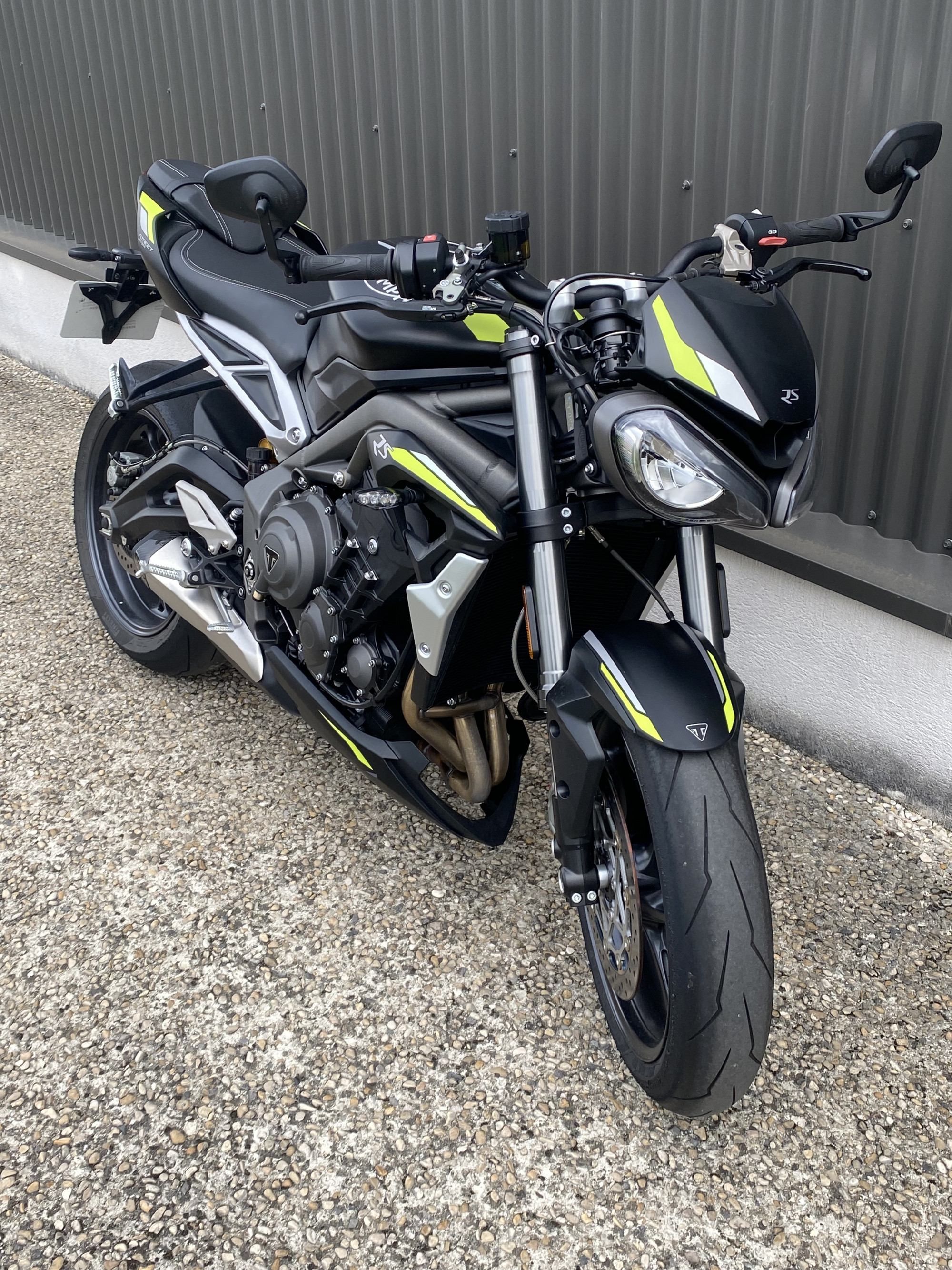 TRIUMPH 765 STREET TRIP. RS