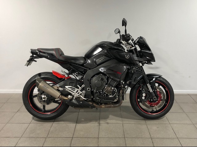YAMAHA 1000 MT-10 1000