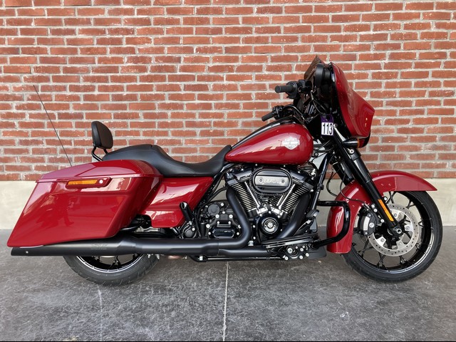 HARLEY-DAVIDSON 1868 STREET GLIDE SPECIAL FLHXS
