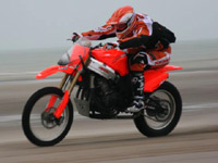 Interview et vidéo du "Holeshoteur" de l'Enduropale 2008