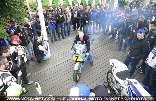 Les anciennes vedettes des Grand Prix Moto étaient de sortie au Mans