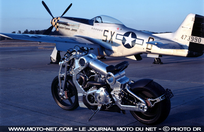 Motos made in USA : Confederate rend les gaz, Curtiss met les watts