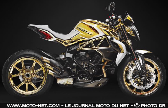  Moto en or : MV Agusta dévoile un Dragster 800 RR Gold