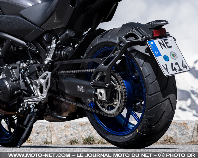  Essai Yamaha Niken : essayer la moto trois-roues, c'est la dompter