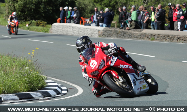 Tourist Trophy 2019 : Hickman et Dunlop brillent en deuxième journée