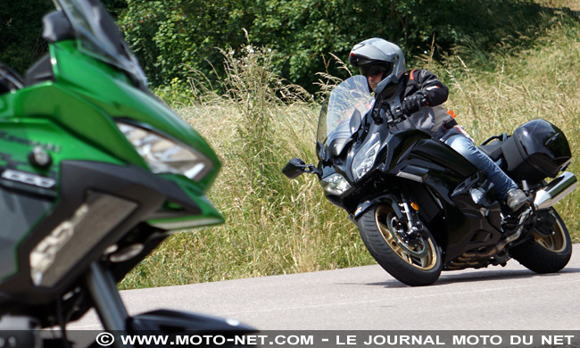 Duel Versys 1000 Vs FJR1300 : le maxitrail routier a tué le Sport GT ?