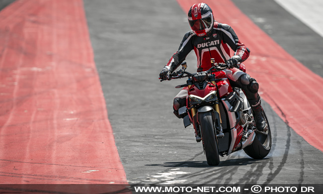  Streetfighter V4 : Ducati expose sa sportive à poil mais très velue...