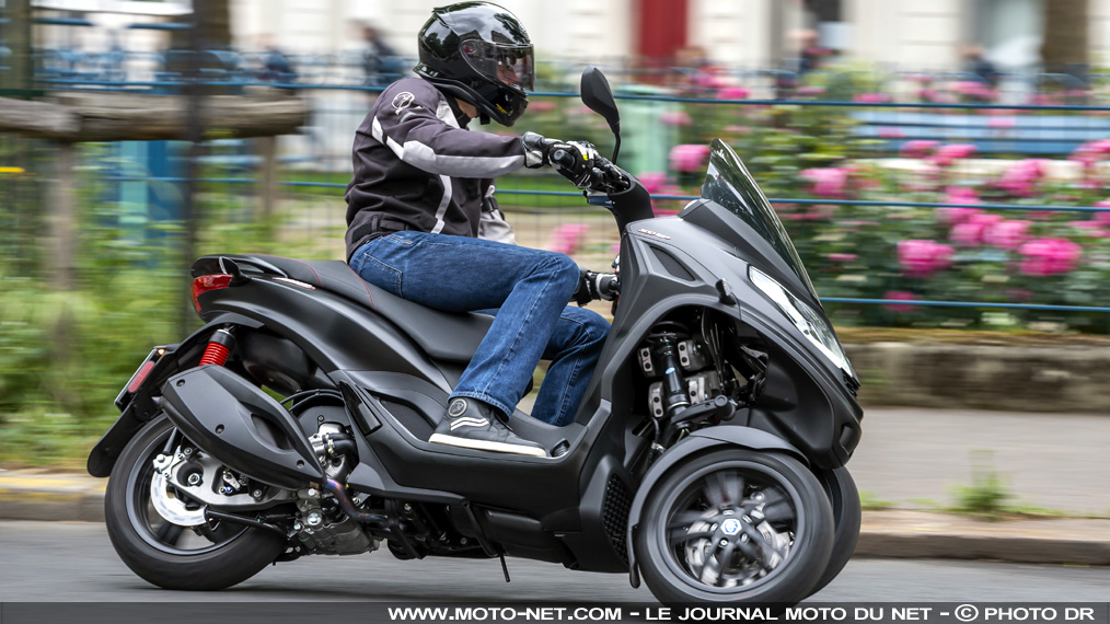 Essai MP3 300 HPE : le scooter trois-roues compact de Piaggio