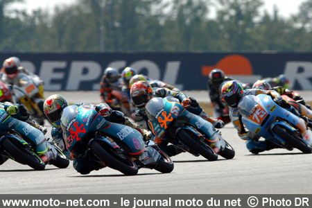 Gadea, Talmacsi, Faubel et Pasini - Grand Prix Moto 125cc de République Tchèque 2007 : le tour par tour sur Moto-Net.Com