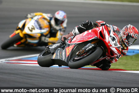 Noriyuki Haga et Max Biaggi - Les manches Superbike et Supersport d'Allemagne 2007 à Lausitzring sur Moto-Net.Com