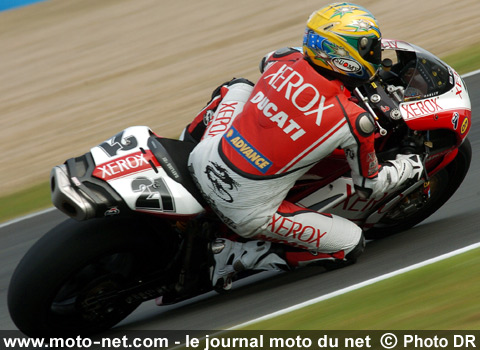 Troy Bayliss - Les manches Superbike et Supersport de France 2007 à Magny-Cours sur Moto-Net.Com
