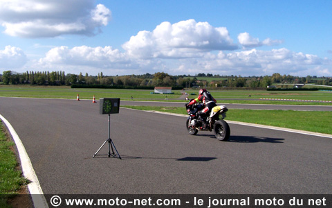 Moto-tour 2007 - mercredi 10 octobre : Denis Bouan en haut de l'affiche