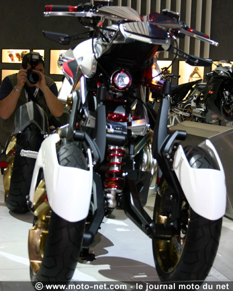 Nouveautés 2008 Tokyo Motor Show : Yamaha Tesseract : plus loin que le MP3