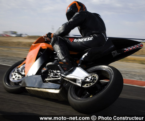 Nouveauté KTM 2008 : La RC8 entre dans la valse Superbike