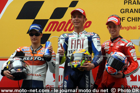 1er Valentino Rossi, 2ème Dani Pedrosa et 3ème Casey Stoner - Grand Prix de Chine MotoGP 2008 : le tour par tour sur Moto-Net.Com