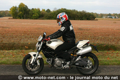 Essai du blouson en cuir Nicky de chez Helstons