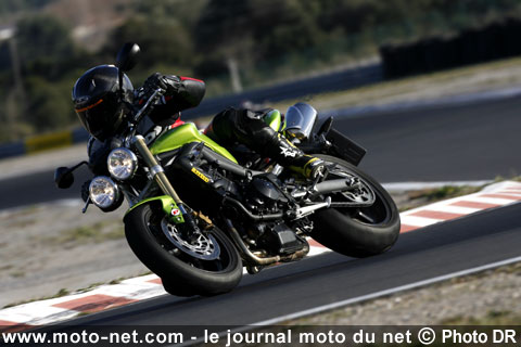 Essai pneu Dunlop : le Qualifier II bouscule le segment Supersport !