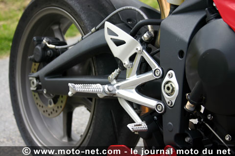 Essai Triumph 675 Daytona 2009 : la Supersport qui fait trembler le Japon !