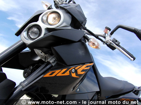 Essai KTM 990 SMT et 690 Duke : deux oranges pressées au soleil...