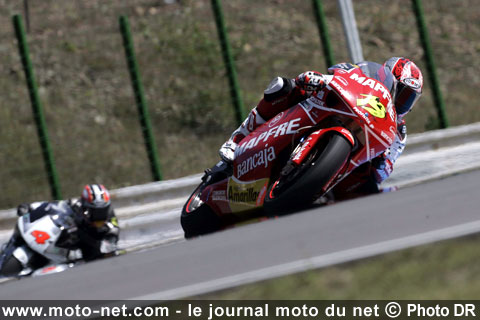 GP 250 : Simoncelli fait honneur à son titre !