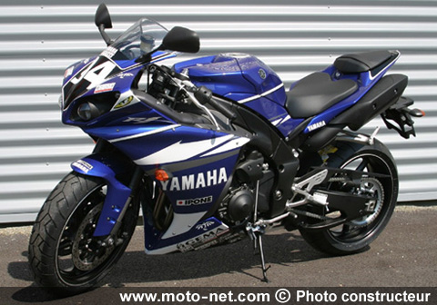 Yamaha R1 GMT94 Replica