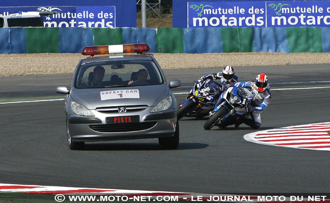 Première intervention du safety car après 2 minutes de course !