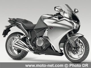 Nouvelles Honda VFR 1200 : les premières photos