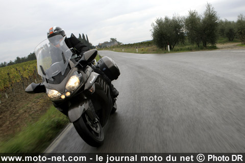 Essai Kawasaki 1400GTR - La nouvelle GTR : plus confortable et sécurisante