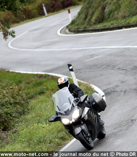 Essai Kawasaki 1400GTR - La nouvelle GTR : plus confortable et sécurisante