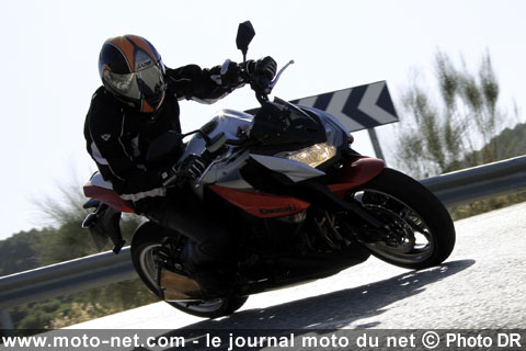 Essai nouvelle Kawasaki Z1000 2010 : le Zed puissance 1000 !