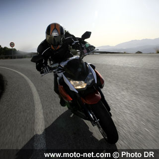 Essai nouvelle Kawasaki Z1000 2010 : le Zed puissance 1000 !