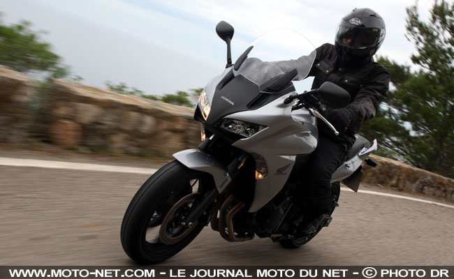 Essai CBF1000 FA Honda : La Sainte nitouche !