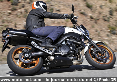 Essai Bridgestone BT-023 : pour les roadsters, GT... et sportives !