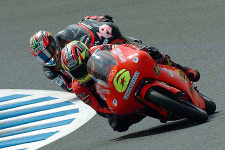 Grand Prix moto du Japon 2004 : le tour par tour