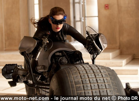 Culture - Cinéma : la moto de Batman en tournée promotionnelle