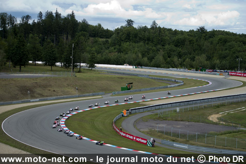 Sykes, Laverty, Haslam, Melandri, Checa, Rea, Giugliano, Biaggi, Fabrizio, Davies, Baz, Camier, Hopkins, Badovini, Berger, etc. - WSBK République Tchèque (9 sur 14) : Vidéos, déclarations et analyse du SBK à Brno