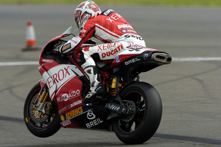 Les manches Superbike et Supersport de Silverstone 2005 sur Moto-Net