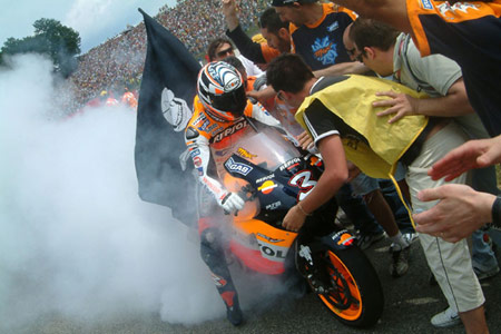 Le Grand Prix d'Italie Moto 2005 : le tour par tour sur Moto-Net