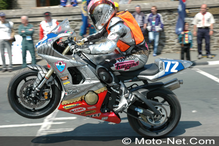 The Chevalier Sergeï au Tourist Trophy 2005 sur Moto-Net