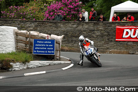 The Chevalier Sergeï au Tourist Trophy 2005 sur Moto-Net