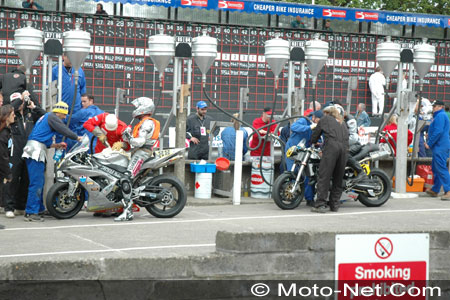 The Chevalier Sergeï au Tourist Trophy 2005 sur Moto-Net