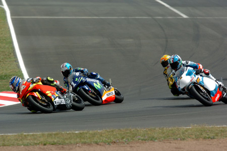 Le Grand Prix de Catalogne Moto 2005: le tour par tour sur Moto-Net