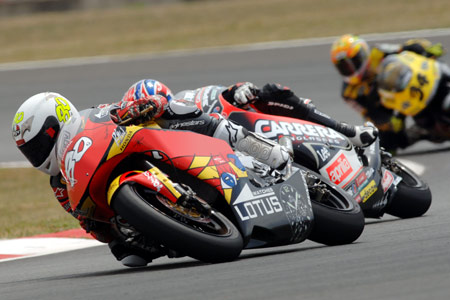 Le Grand Prix de Catalogne Moto 2005: le tour par tour sur Moto-Net