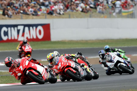 Le Grand Prix de Catalogne Moto 2005: le tour par tour sur Moto-Net