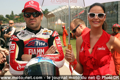 Checa et sa chicita - WSBK Italie (7 sur 15) : Vidéos, déclarations et analyse du SBK à Imola