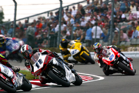 Les manches Superbike et Supersport de Brands Hatch 2005 sur Moto-Net