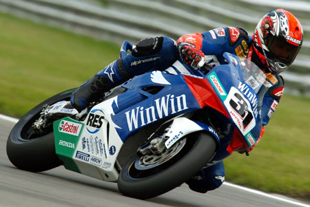 Les manches Superbike et Supersport de Brands Hatch 2005 sur Moto-Net