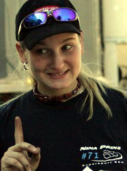 Nina Prinz donne le ton du haut de ses 22 ans sur sa Suzuki GSXR 1000